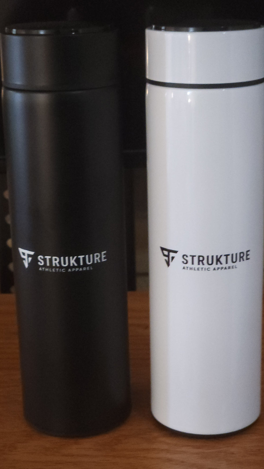 Strukture Smart Temperature Water Bottle